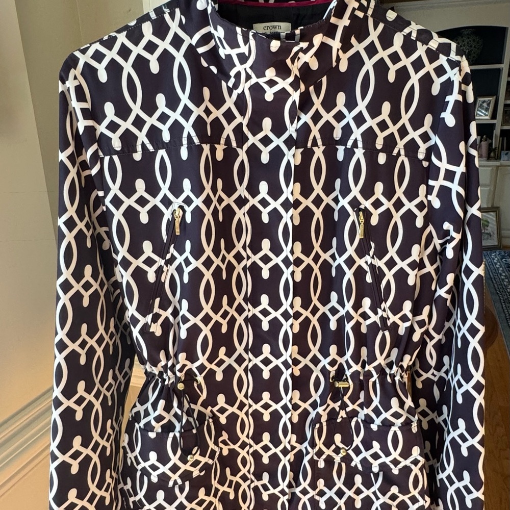 Crown and Ivy Navy and White Patterned Jacket- NWOT-Large